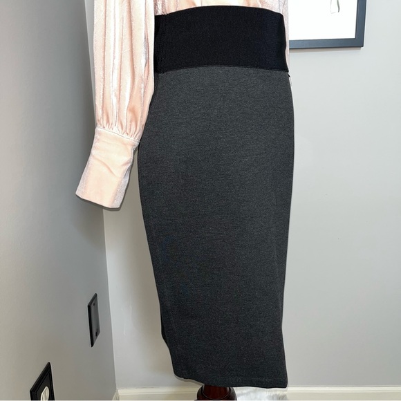❤️ NWOT. Calvin Klein Midi Bodycon Skirt. - Picture 3 of 14
